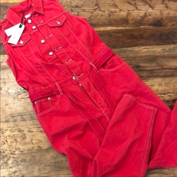 Levi’s Cropped Taper Denim Overalls | Jumpsuit Red - Picture 7 of 9